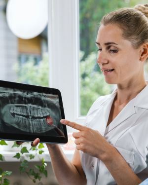 Wisdom Teeth Near Me in Beverly Hills, CA